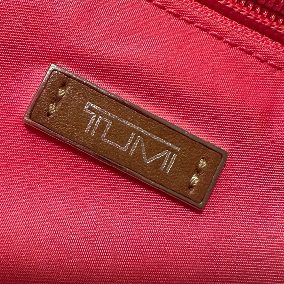 Tumi pink purse 10x9 1/2 - Picture 4 of 10